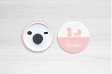 Meisje met kinderwagen